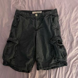 American Eagle cargo short